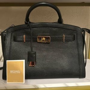 Authentic Michael Kors Karson black pebble leather satchel.